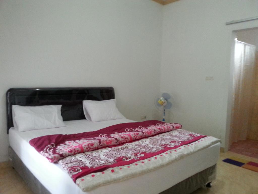 Krisna Homestay Kuta  Δωμάτιο φωτογραφία