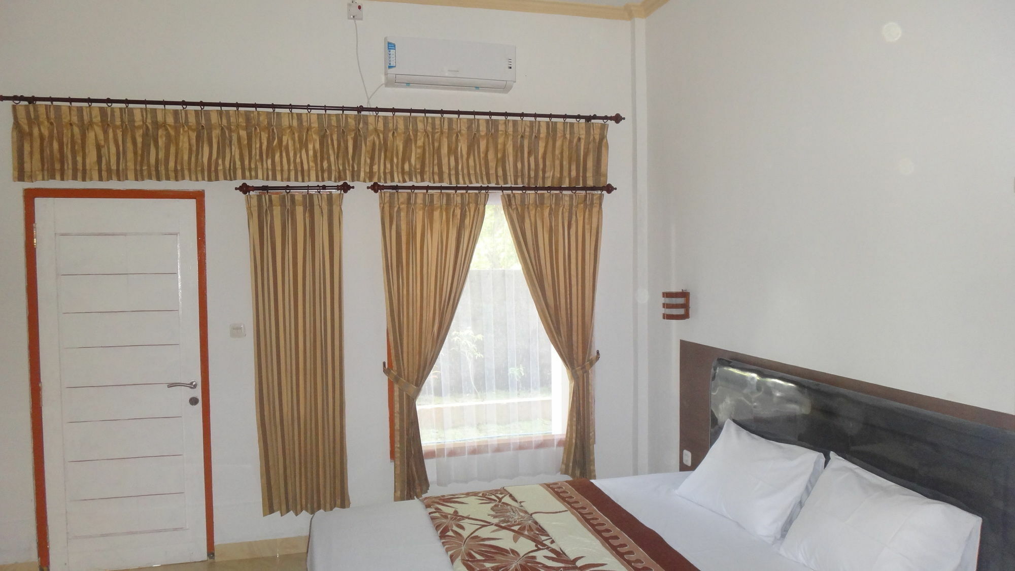 Krisna Homestay Kuta  Εξωτερικό φωτογραφία